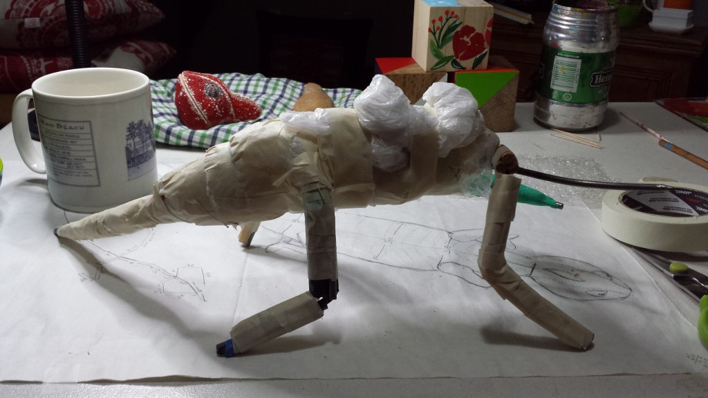 Plastic bags shaping the body of the Jackson chameleon.